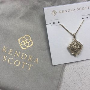 Kendra Scott Kacey Pendent in Gold Filigree